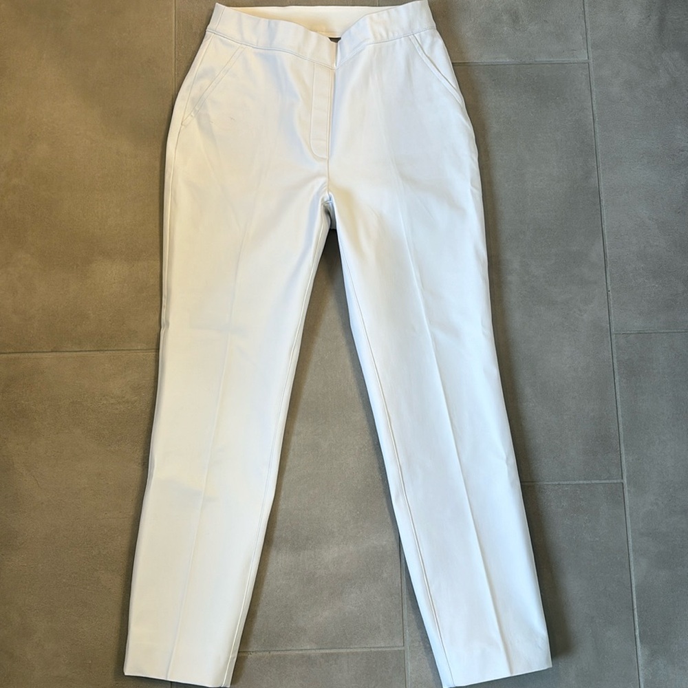 Spanx On the Go white cropped pants